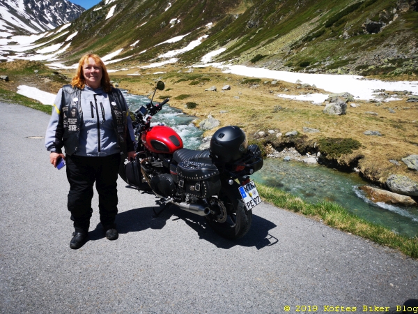 Susanne mit ihrer neuen Triumph